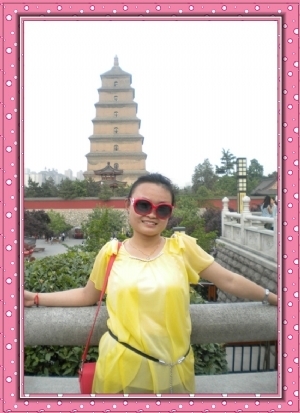 指导老师:<em>刘亚菲</em>